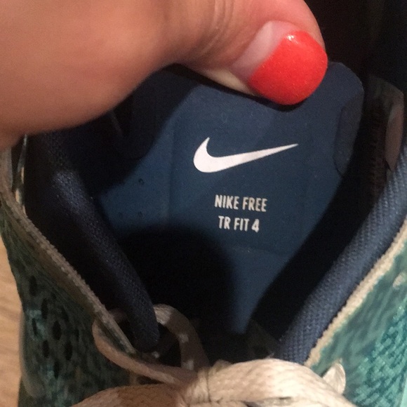 Nike Free Train 4 Shoes - Picture 5 of 7